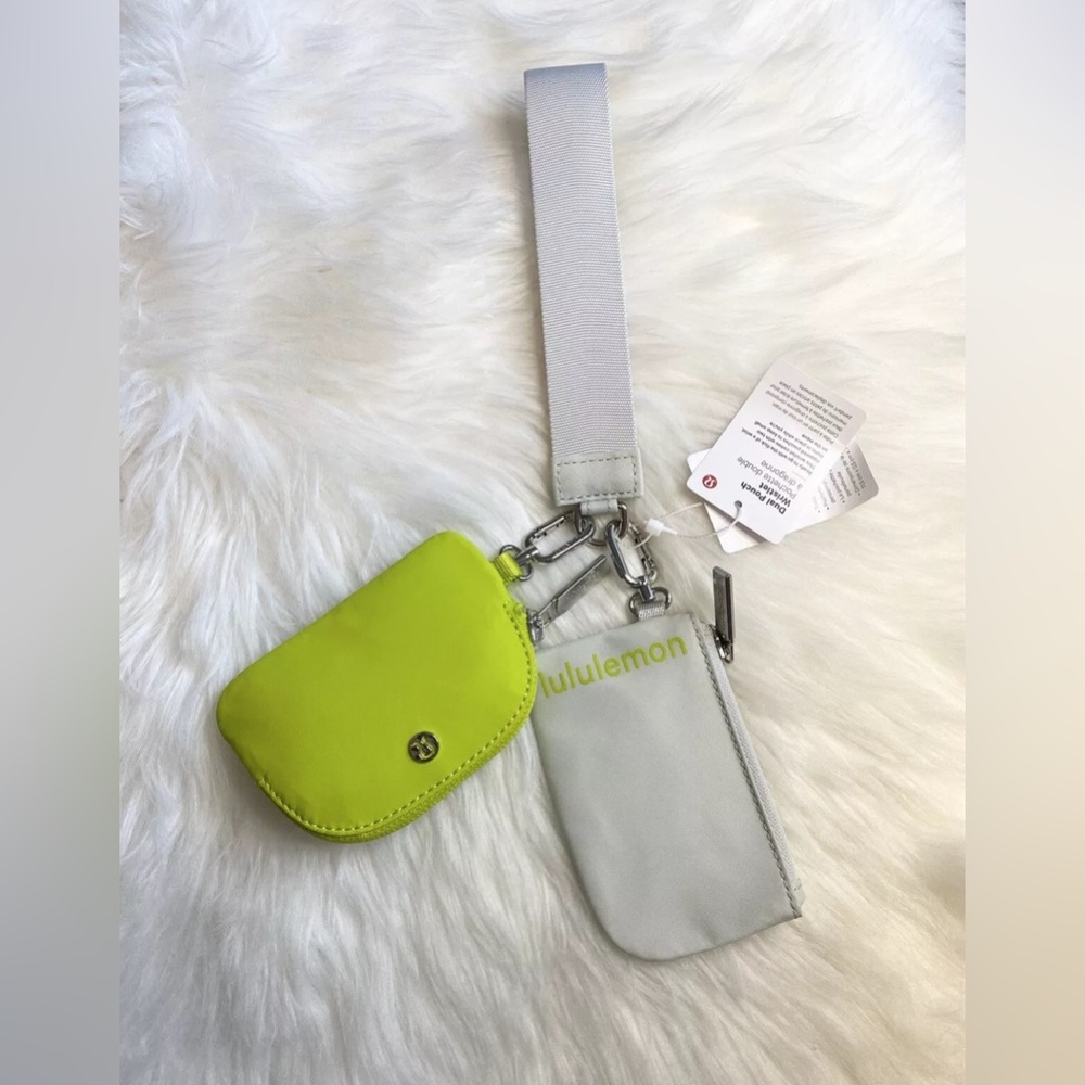 Lululemon Dual Pouch Wristlet VPOR/LCHN New